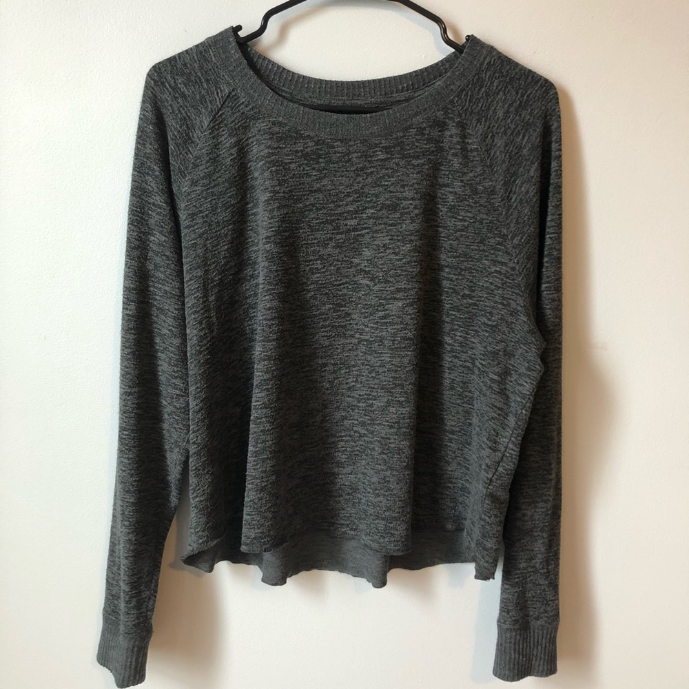 Long sleeve Aeropostale workout top